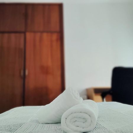 Piso Compartido Delyrent, Safa Hotel เฮน ภายนอก รูปภาพ