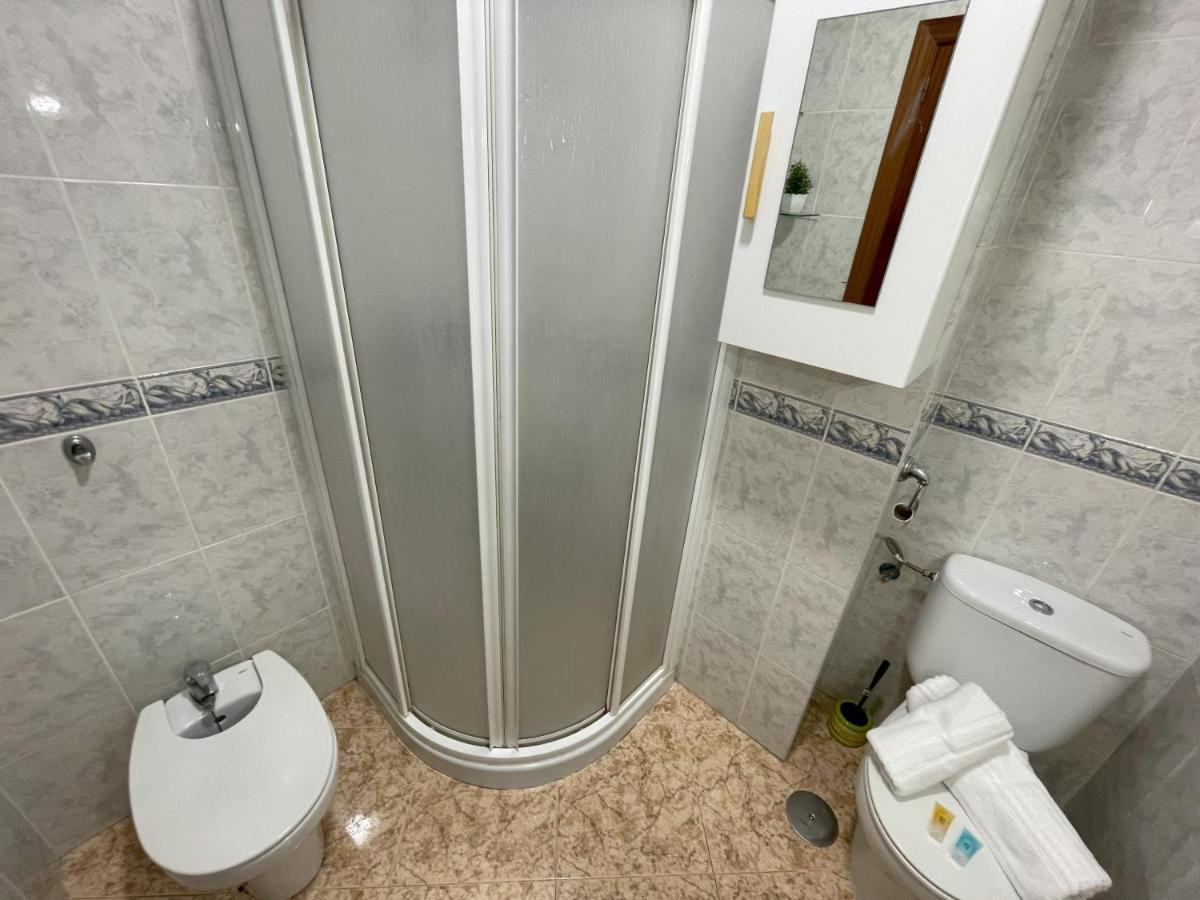 Piso Compartido Delyrent, Safa Hotel เฮน ภายนอก รูปภาพ