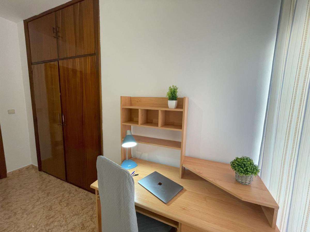 Piso Compartido Delyrent, Safa Hotel เฮน ภายนอก รูปภาพ