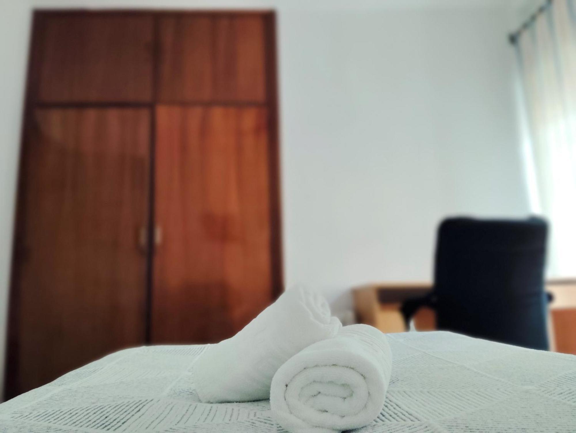 Piso Compartido Delyrent, Safa Hotel เฮน ภายนอก รูปภาพ